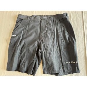 Huk Shorts Mens 2XL Black Cargo Next Level Performance Stretch Fishing Adjustabl